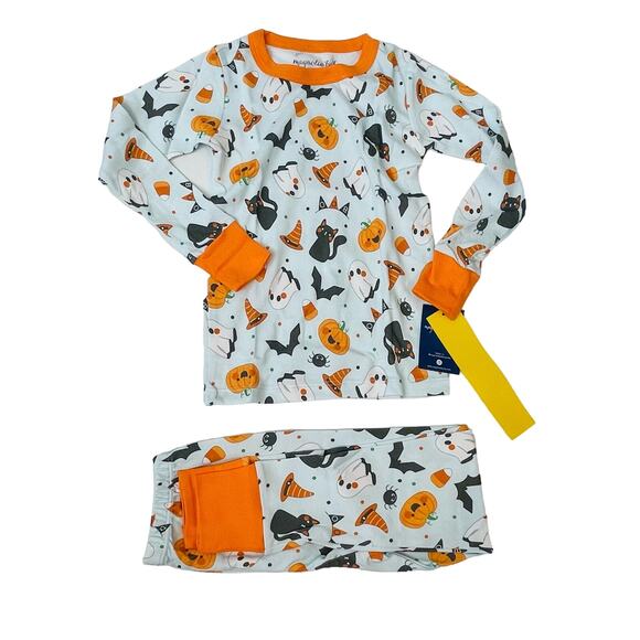 NWT Magnolia Baby Size 5 Boo To You PJ Set - Picture 1 of 3